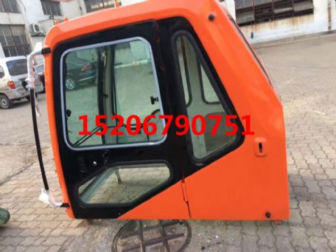 點擊查看詳細信息<br>標題：斗山DH220-7/DH-7型駕駛室 可選裝內(nèi)飾  閱讀次數(shù)：2282