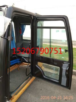 點(diǎn)擊查看詳細(xì)信息<br>標(biāo)題：三一SY215-9/SY-9型挖掘機(jī)駕駛室總成 帶內(nèi)飾線(xiàn)束 閱讀次數(shù)：3734